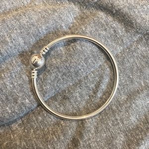 Sterling silver be bangle bracelet new in package
